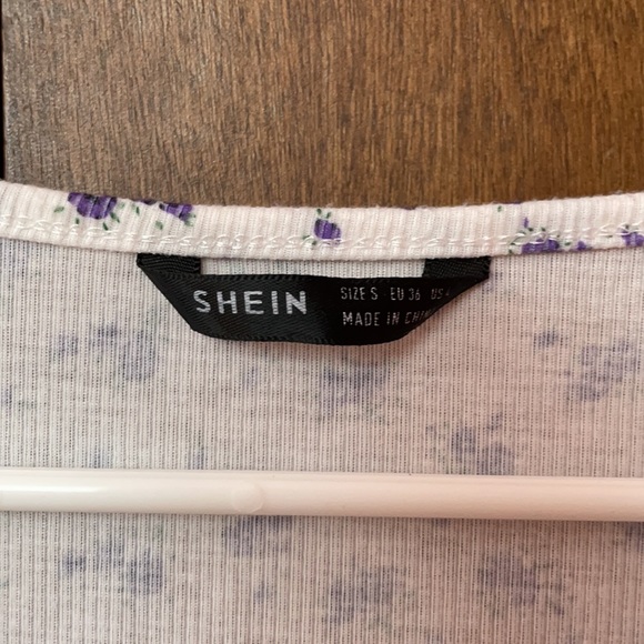 Shein White and Purple Floral Short Sleeve Crop Top - Picture 5 of 5